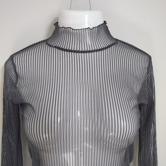 Oak + Fort Gray Sheer Wavy Lettuce Hem Highneck Blouse OS - Picture 5 of 11